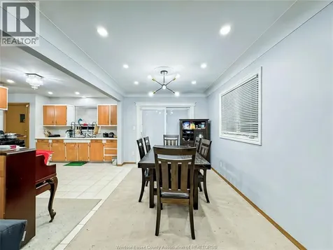 541 Lakeview Avenue Windsor ON N8P 1E1