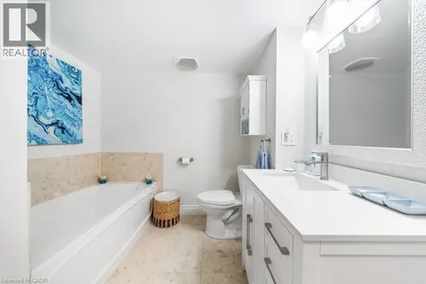 442 Maple Avenue Burlington ON L7S 2L7