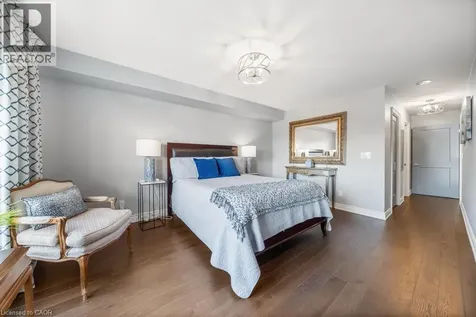 442 Maple Avenue Burlington ON L7S 2L7