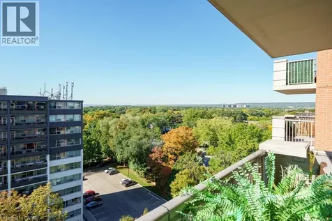 442 Maple Avenue Burlington ON L7S 2L7