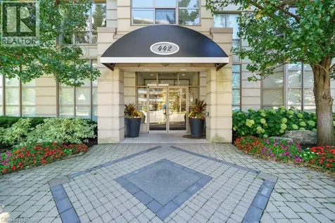 442 Maple Avenue Burlington ON L7S 2L7