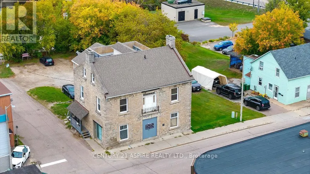 156 Mackay Street Pembroke ON K8A 1B9