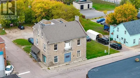 156 Mackay Street Pembroke ON K8A 1B9