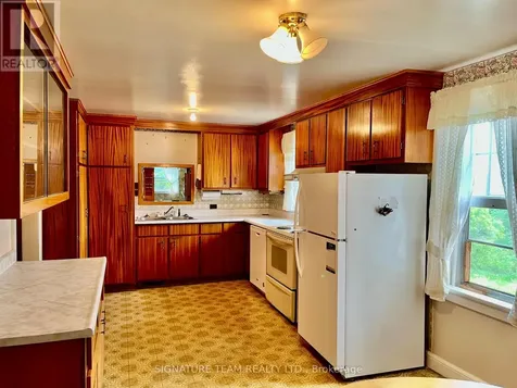 292 Bonnechere Street West Bonnechere Valley ON K0J 1T0