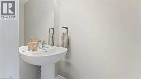 180 Gibbons Street Waterford ON N0E 1Y0