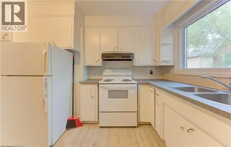 50 Gordon Avenue Kitchener ON N2H 1N8