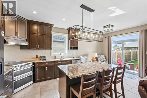86 Forbes Crescent Listowel ON N4W 0B8