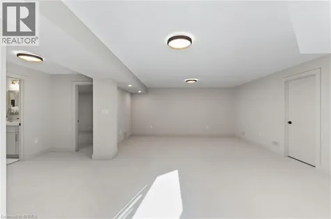 141 Parkside Drive Brantford ON N3T 0S9