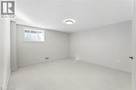 141 Parkside Drive Brantford ON N3T 0S9
