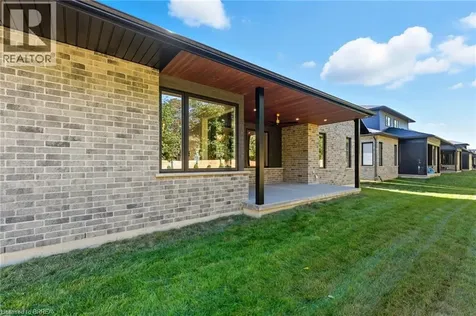 141 Parkside Drive Brantford ON N3T 0S9