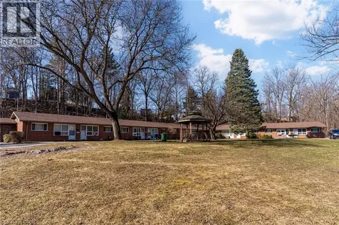 50 Creighton Road Dundas ON L9H 3B6