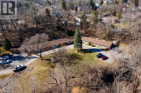 50 Creighton Road Dundas ON L9H 3B6