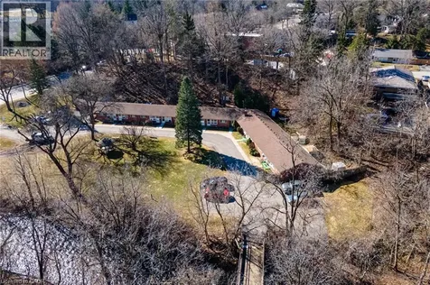 50 Creighton Road Dundas ON L9H 3B6