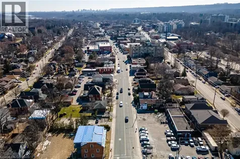 50 Creighton Road Dundas ON L9H 3B6