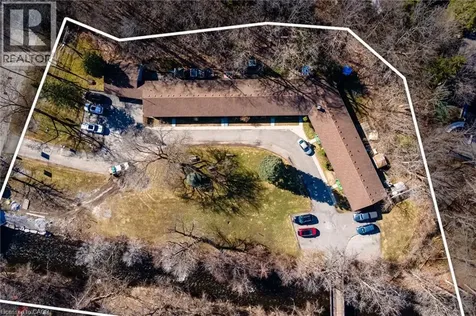 50 Creighton Road Dundas ON L9H 3B6