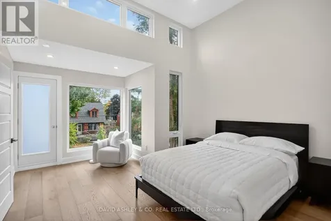 612 Tweedsmuir Avenue Ottawa ON K1Z 5P3