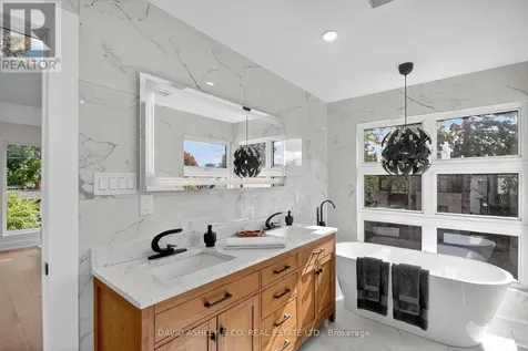612 Tweedsmuir Avenue Ottawa ON K1Z 5P3
