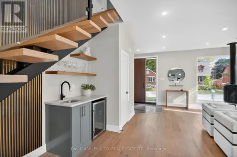 612 Tweedsmuir Avenue Ottawa ON K1Z 5P3