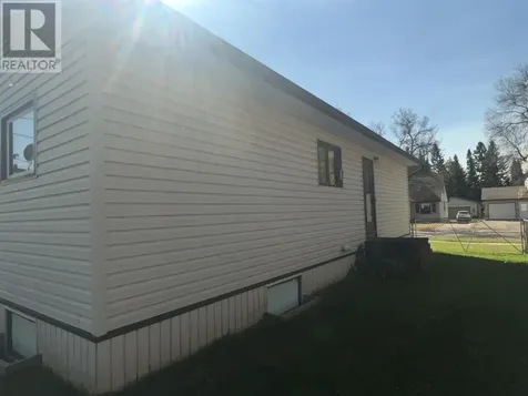 146 Pine Crescent Atikokan ON P0T 1C0
