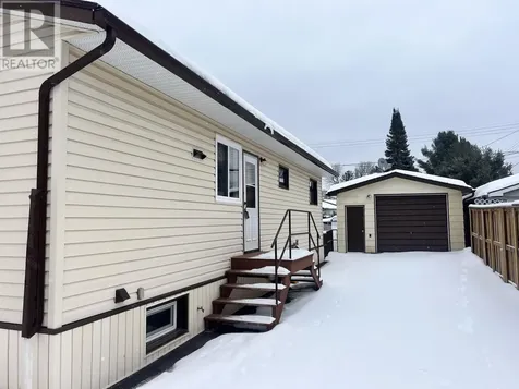146 Pine Crescent Atikokan ON P0T 1C0