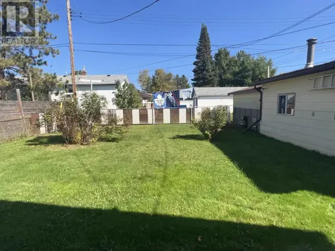 146 Pine Crescent Atikokan ON P0T 1C0