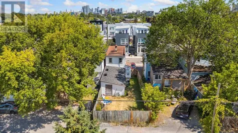 104 Carruthers Avenue Ottawa ON K1Y 1N5