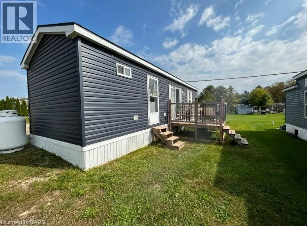9625 Pike Lake Road Clifford ON N0G 1M0
