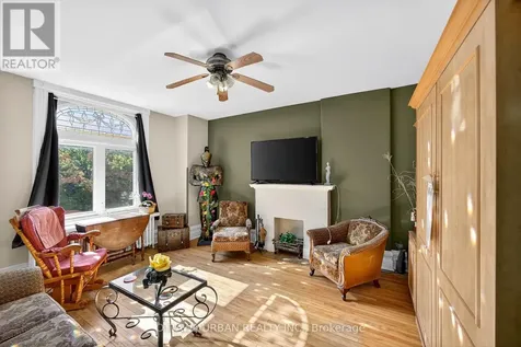 101 Strathcona Avenue Ottawa ON K1S 1X5