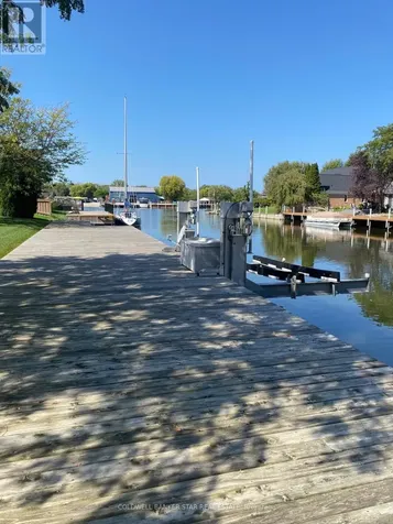 19120 Crest River Avenue Lakeshore ON N0P 2L0