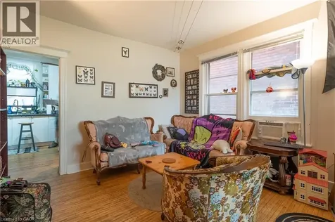 175 Burris Street Hamilton ON L8M 2J7