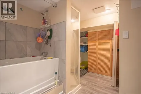 175 Burris Street Hamilton ON L8M 2J7