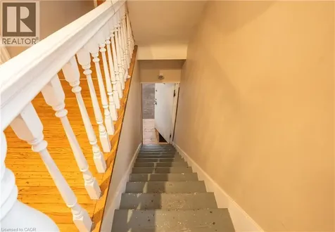 175 Burris Street Hamilton ON L8M 2J7