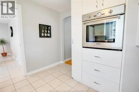 6239 Holden Road Tecumseh ON N0R 1L0