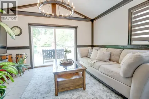 6239 Holden Road Tecumseh ON N0R 1L0