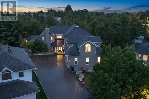 1532 Madison Avenue Sudbury ON P3A 2P2