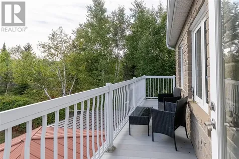 1532 Madison Avenue Sudbury ON P3A 2P2