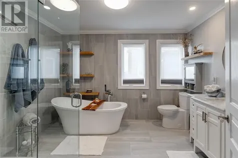 1532 Madison Avenue Sudbury ON P3A 2P2