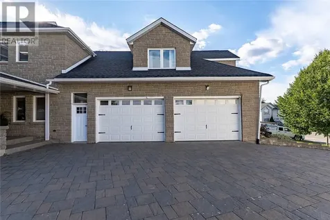 1532 Madison Avenue Sudbury ON P3A 2P2