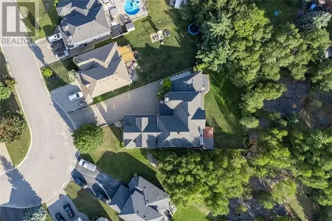 1532 Madison Avenue Sudbury ON P3A 2P2