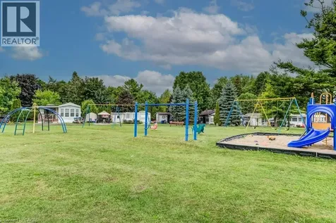 691 Oak Crescent Centre Wellington ON N1M 2W5