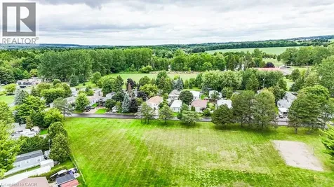 691 Oak Crescent Centre Wellington ON N1M 2W5