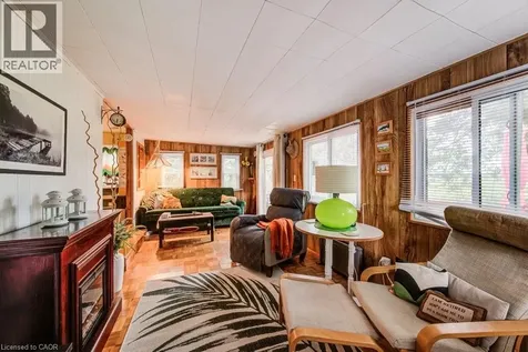 691 Oak Crescent Centre Wellington ON N1M 2W5