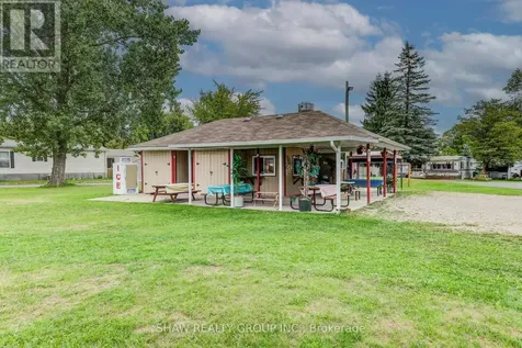 691 Oak Crescent Centre Wellington ON N1M 2W5