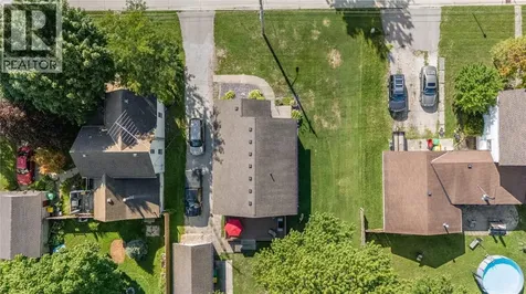 452 Maude Street Petrolia ON N0N 1E0