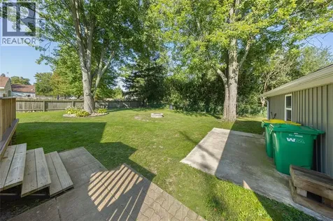 452 Maude Street Petrolia ON N0N 1E0