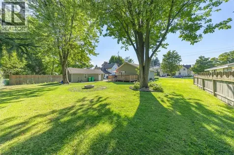 452 Maude Street Petrolia ON N0N 1E0