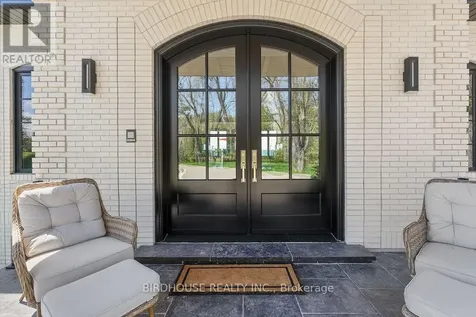 16 Garden Gate Brock ON L0K 1A0