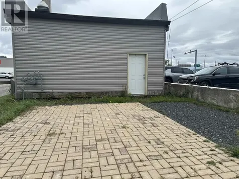 122 Scott Street Fort Frances ON P9A 1G6