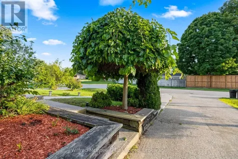 517 Wales Drive Saugeen Shores ON N0H 2C1