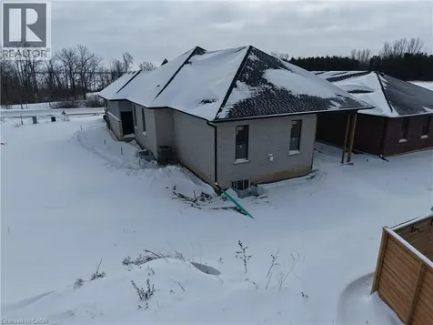 67 Hunter Drive Port Rowan ON N0E 1M0